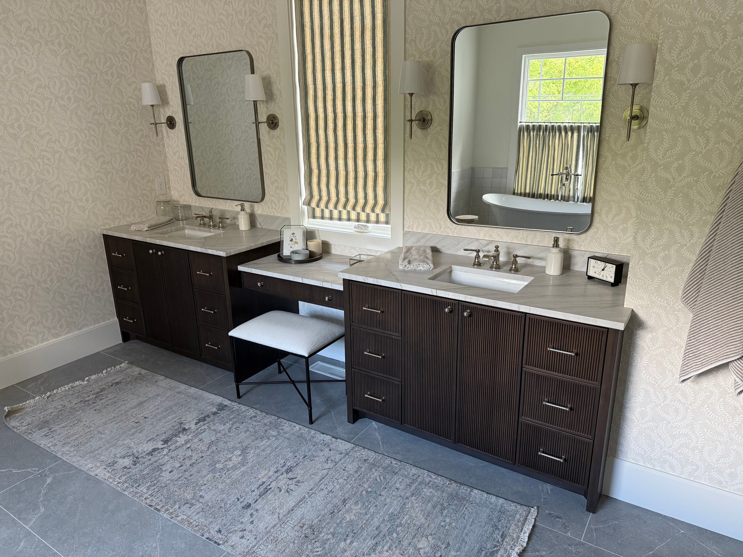 Bathroom 004.jpg