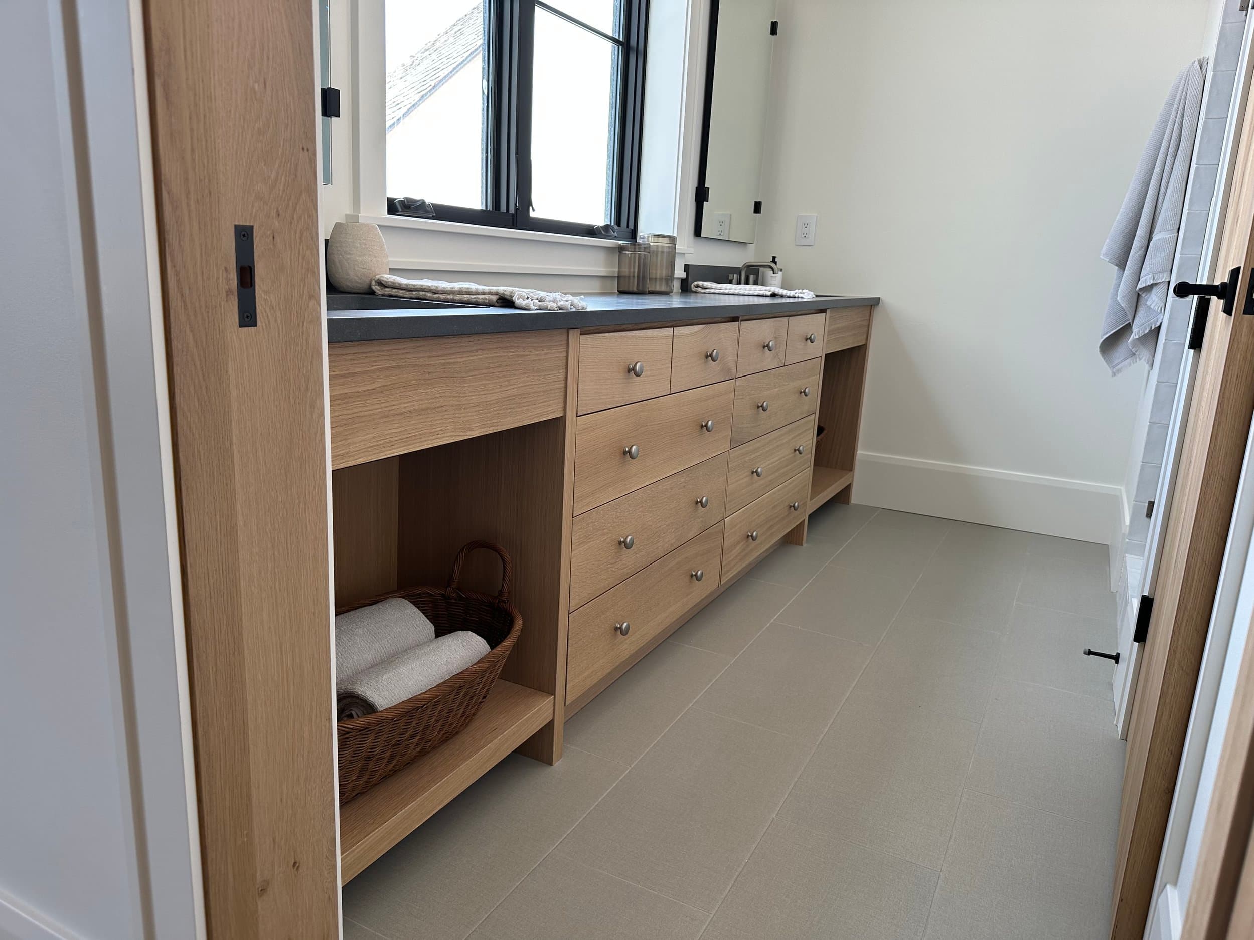 Bathroom 005.jpg
